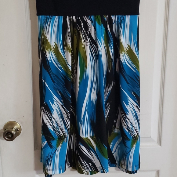 Multi-colored Dress - Picture 3 of 4